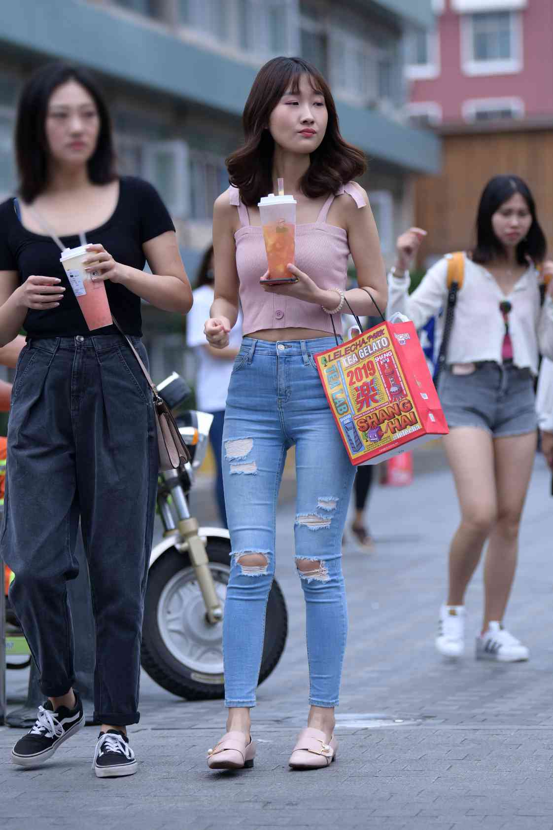 图片[2]-【免费】紧身牛仔裤女生【18P】04014-婷美图