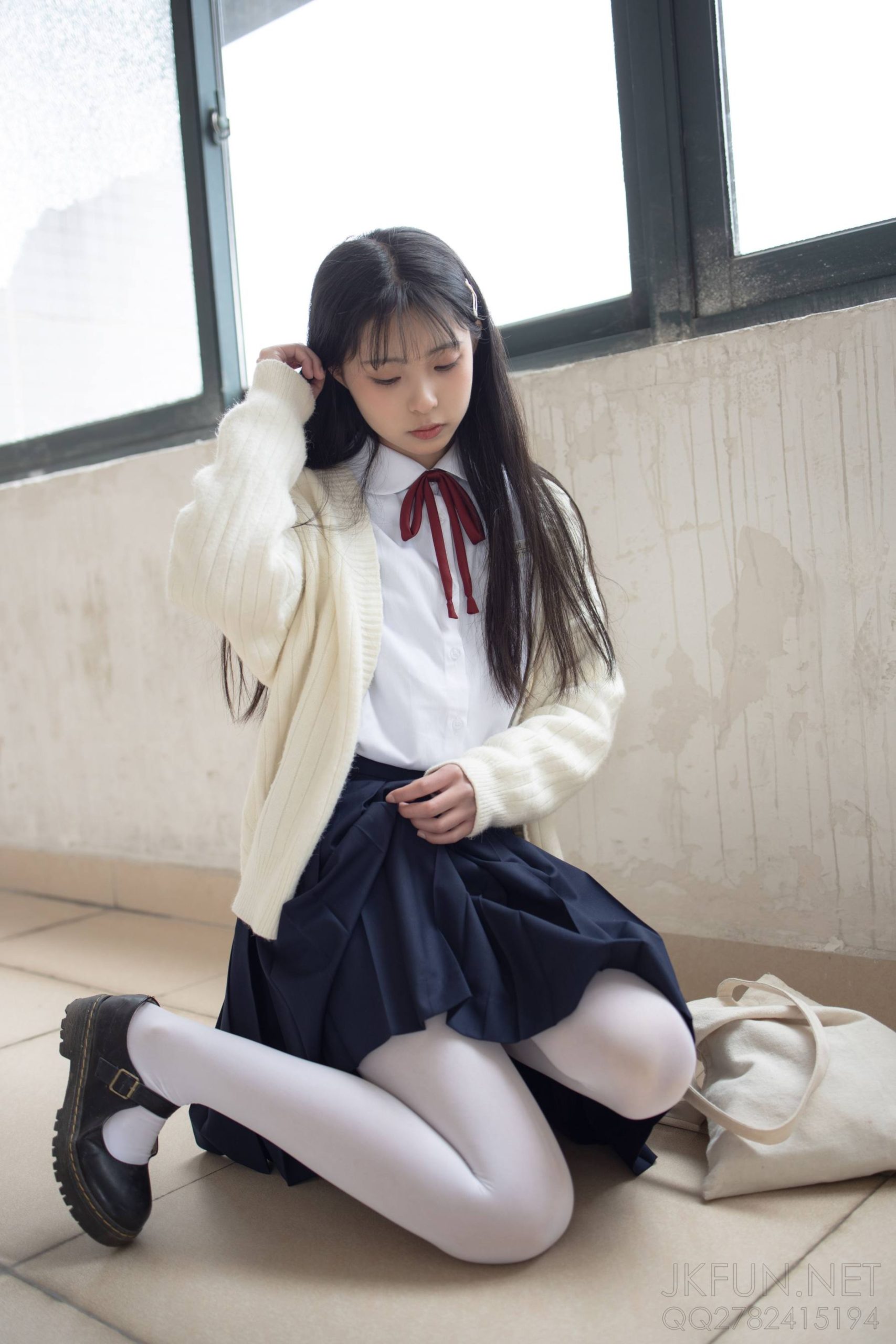 图片[3]-甜美可人的白丝姑娘【127P】20011-婷美图