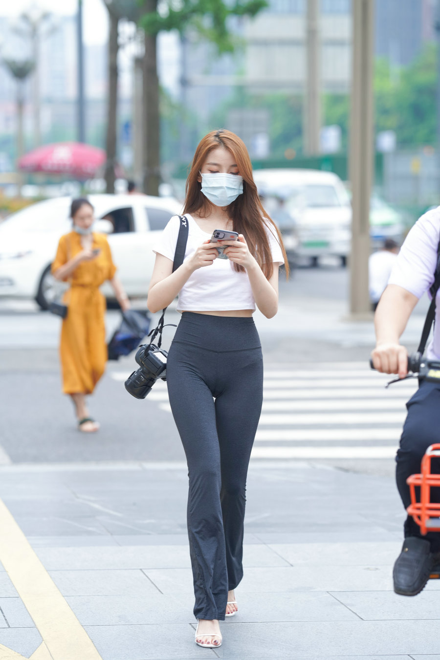 图片[3]-玩单反机的瑜伽裤女孩  J1270 498P5V-28.6GB-婷美图