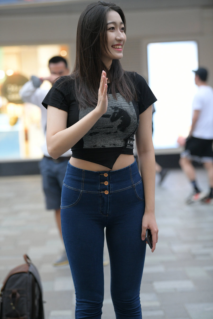 紧身牛仔裤女人J2784 240P-6.66GB-婷美图