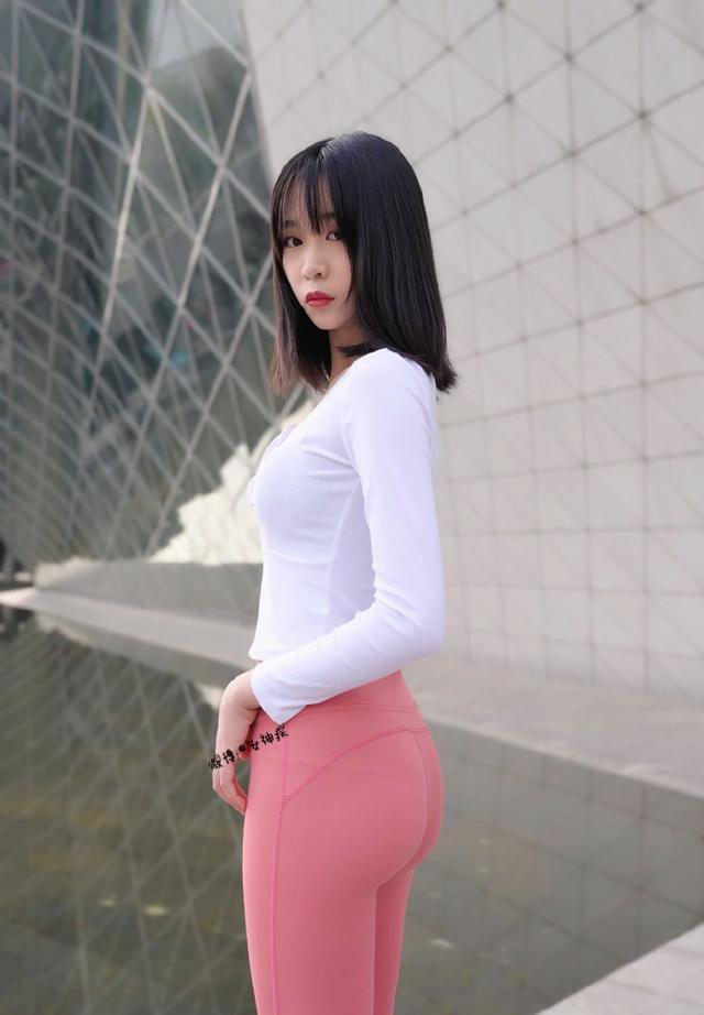 图片[4]-粉色瑜伽裤年轻女孩 J1311 417P17V-14.9GB-婷美图