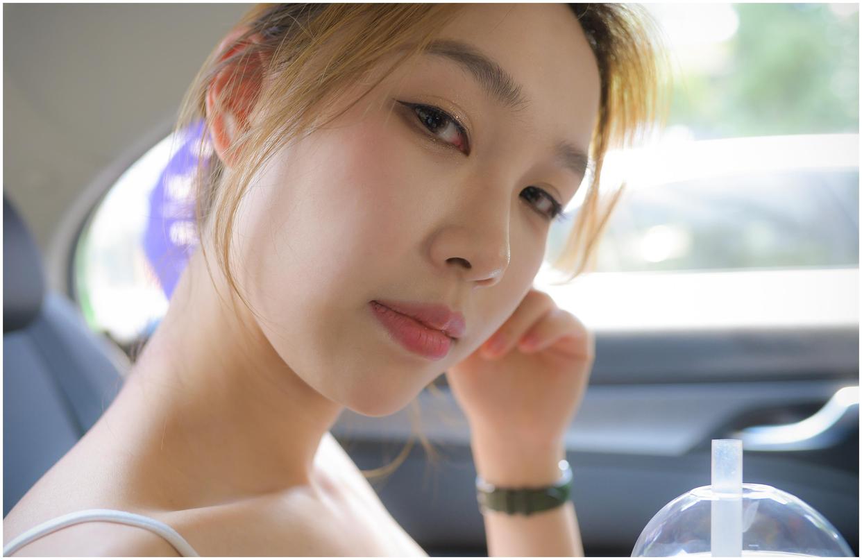图片[2]-在外面逛街的瑜伽裤小姐姐J2226 833P1V-26.8GB-婷美图