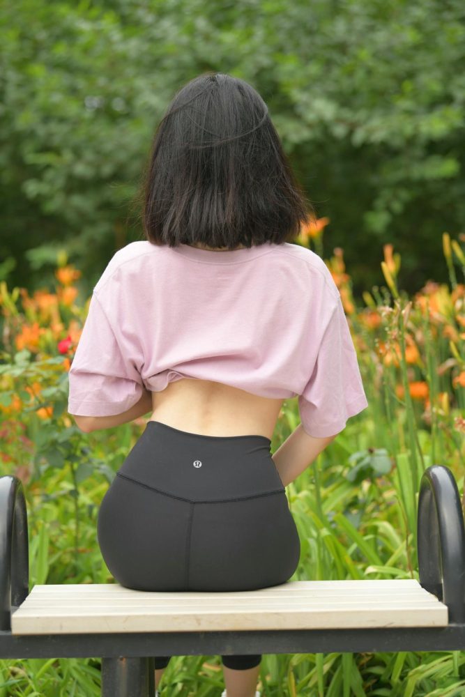 图片[2]-穿瑜伽裤打篮球的大三女孩J2198 463P1V-18.6GB-婷美图