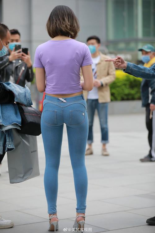 图片[4]-爱笑的短发紧身牛仔裤姑娘J1911 114P12V-7.29GB-婷美图