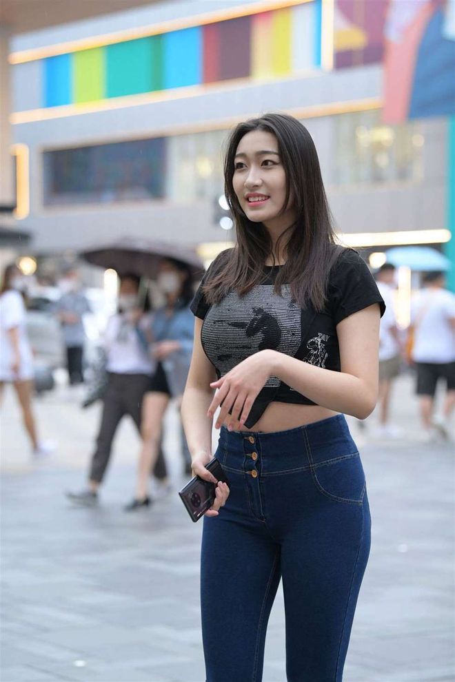 图片[3]-紧身牛仔裤女人J2784 240P-6.66GB-婷美图